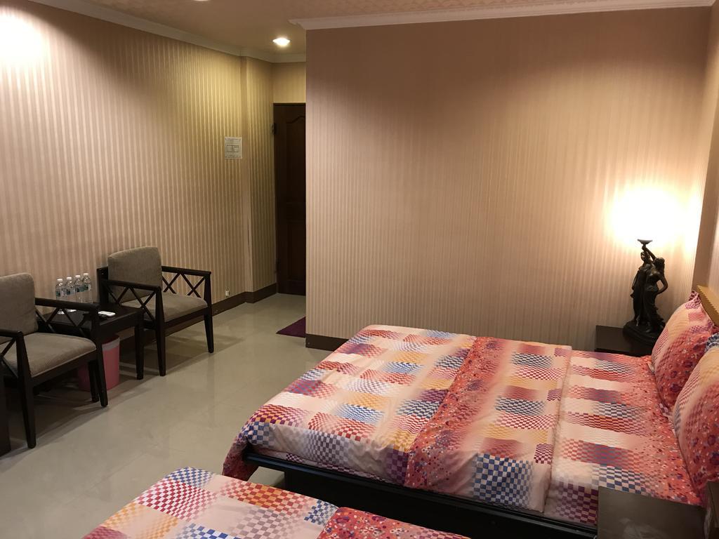 Hefeng Ting Homestay Heng-ch'un エクステリア 写真