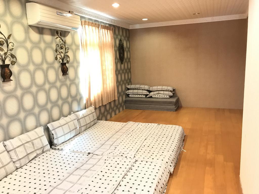Hefeng Ting Homestay Heng-ch'un エクステリア 写真